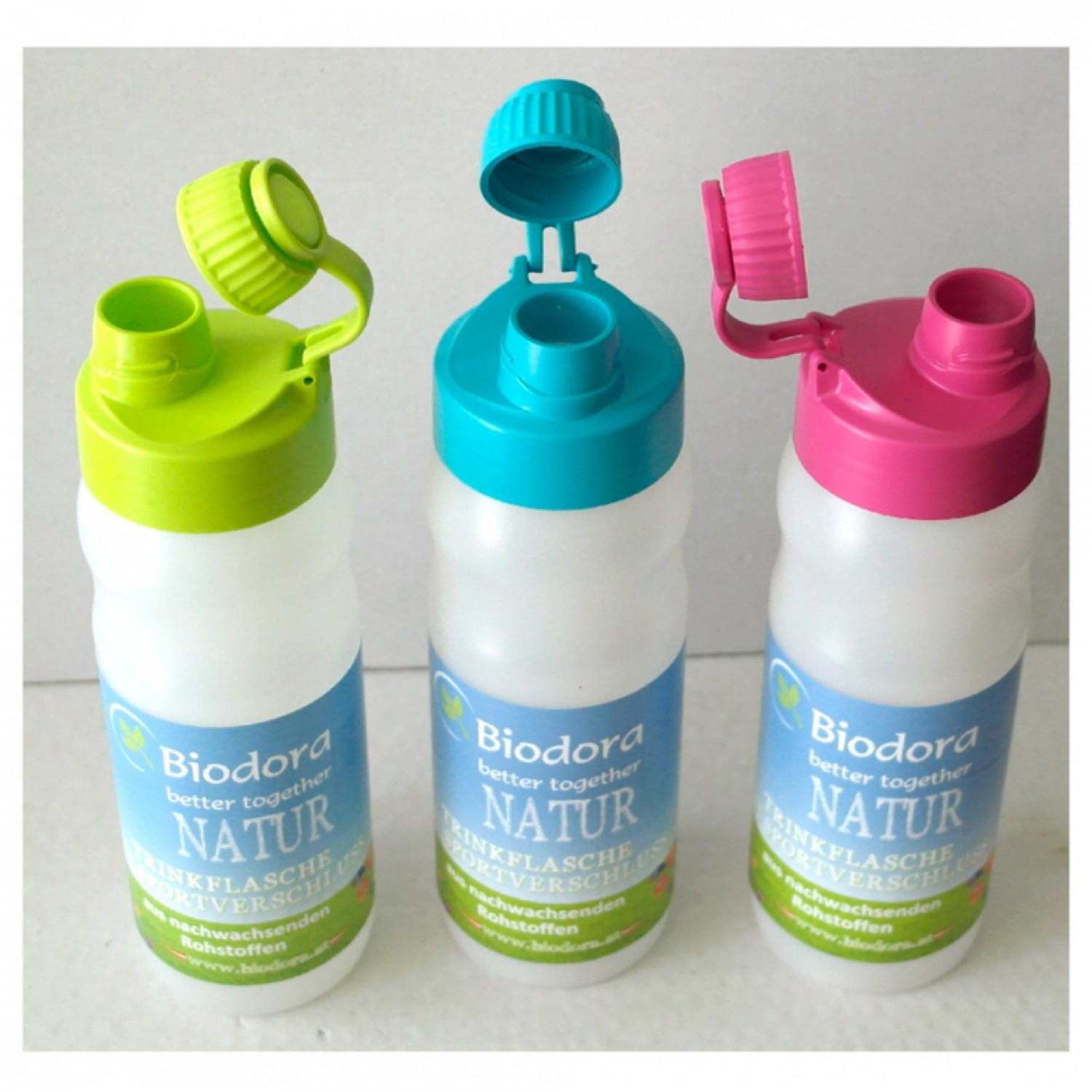 Biodora Trinkflasche mit Sportverschluss aus Biokunststoff