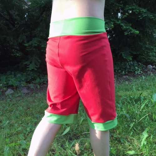 Bio Jersey Shorts Rot/Grün für Kinder | bingabonga