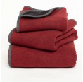Weiche Wolldecke für Kinder aus Flauschloden rot/schwarz » nahtur-design