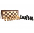 D.O.M. Moderne Schachfiguren aus Olivenholz