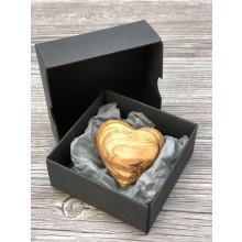 Geschenkbox »Herzilein« Herz aus Olivenholz