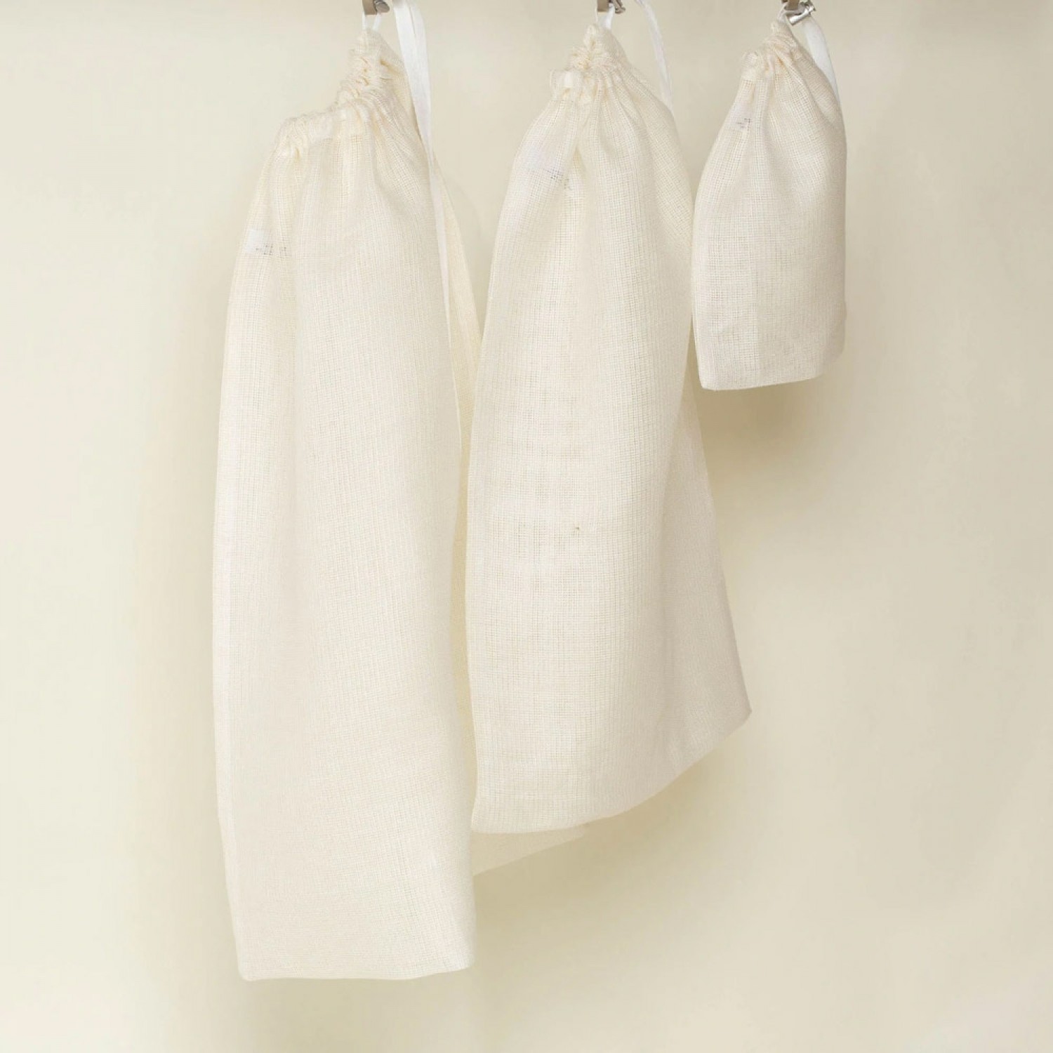 Organic Linen Mesh Laundry Bags - Set of 3 white » nahtur-design