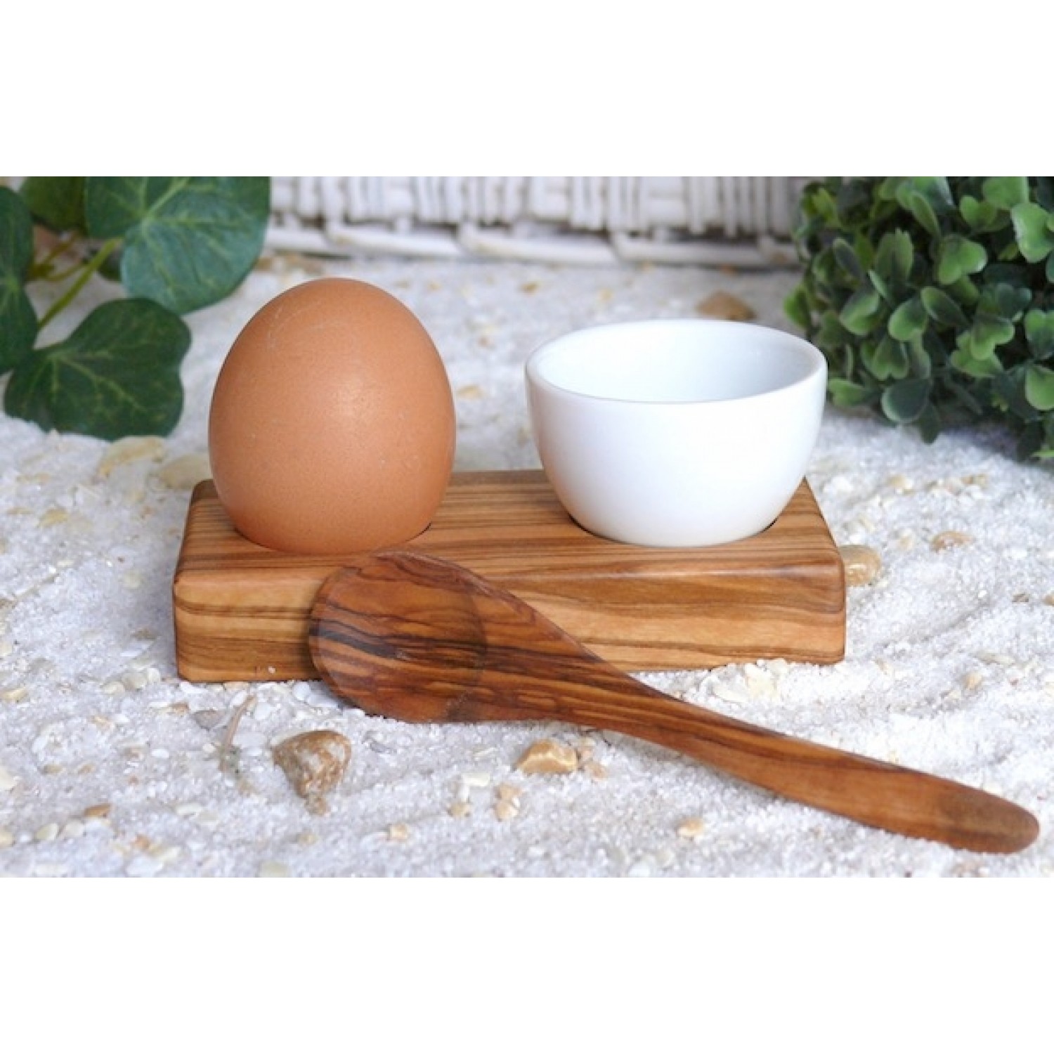 Olive Wood Egg CupTROUÉ PLUS & Egg spoon | Olivenholz erleben