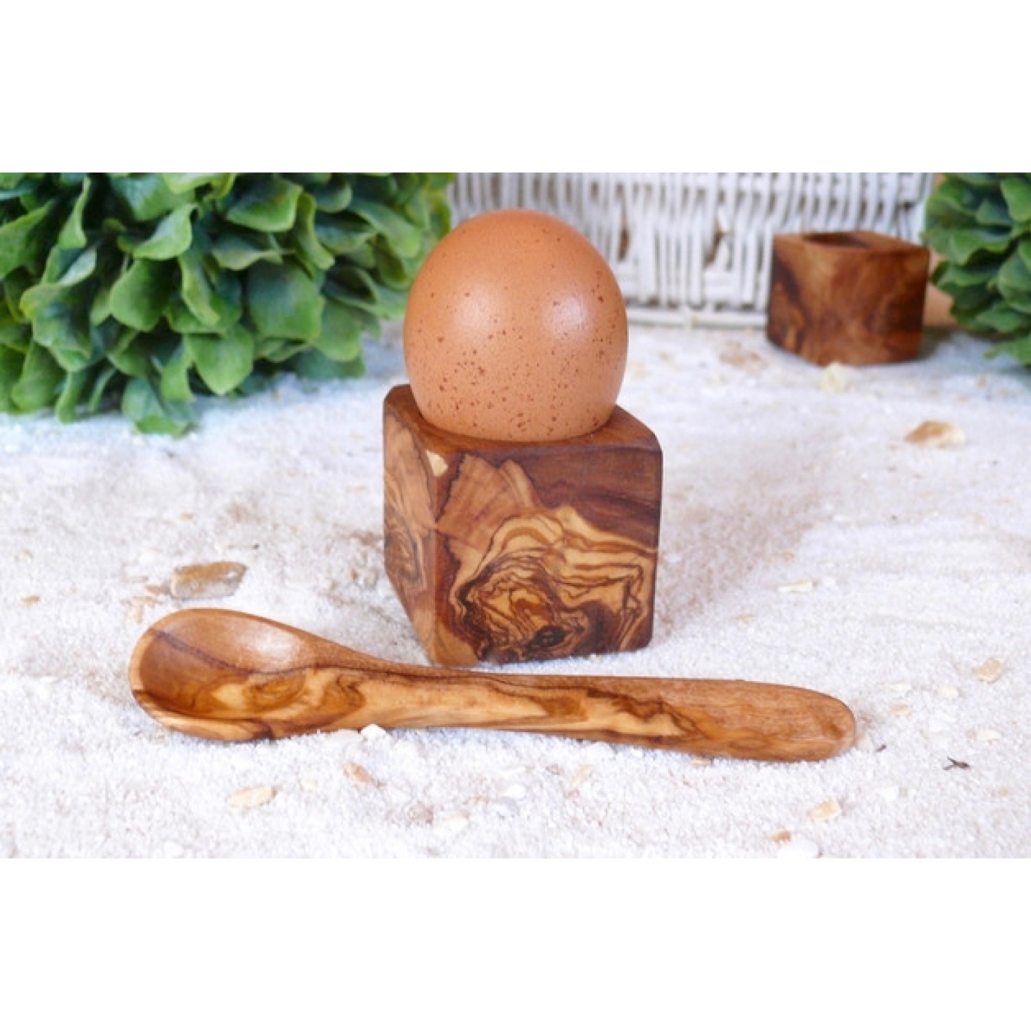 Egg Cup "Cube" made of Olive Wood with Eggspoon | Olivenholz erleben