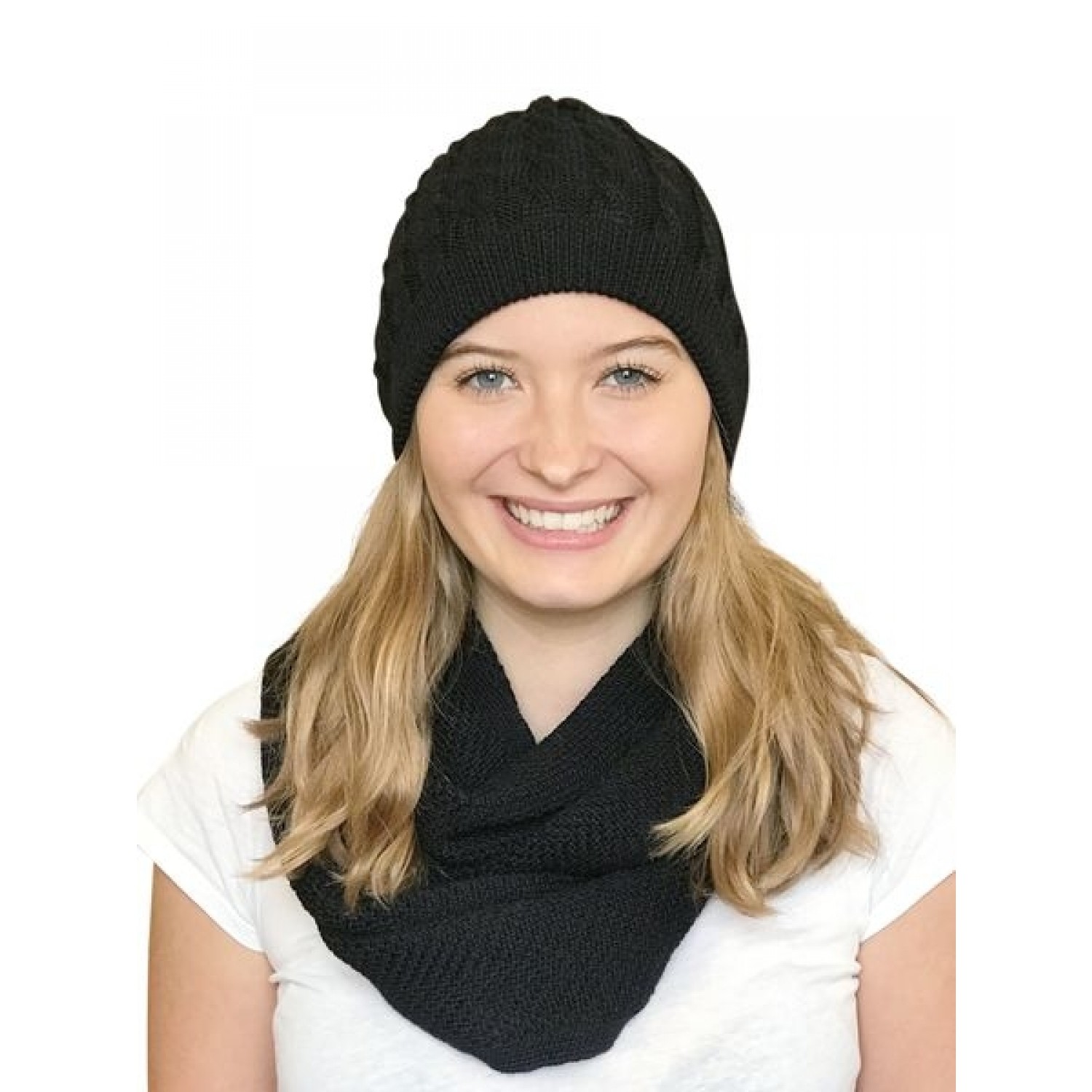 Alpaca Matching Set Loop Scarf & cable-knit Hat, black | Albwolle