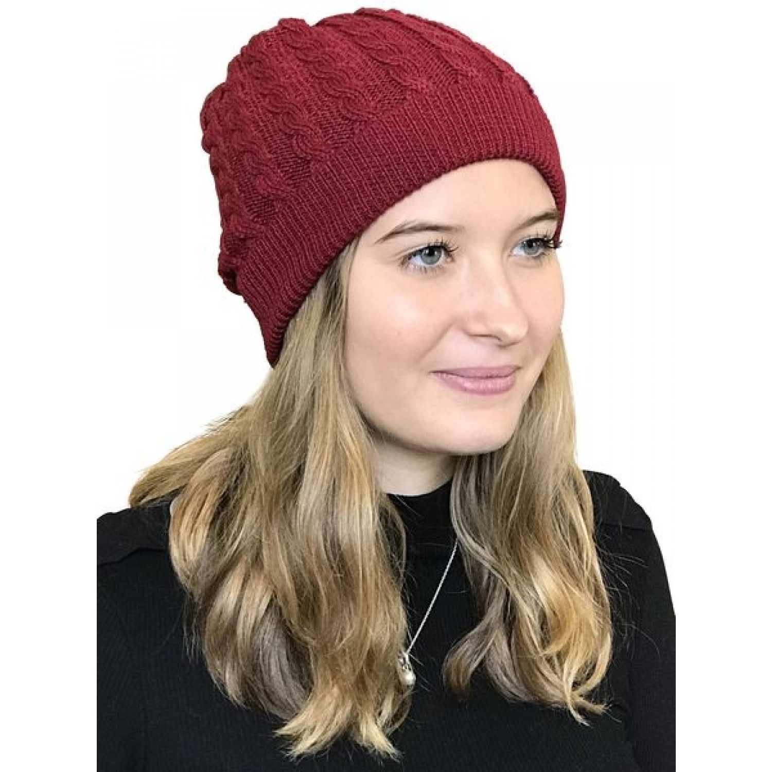 Alpaca wool cap cable-knit for women, red | Albwolle
