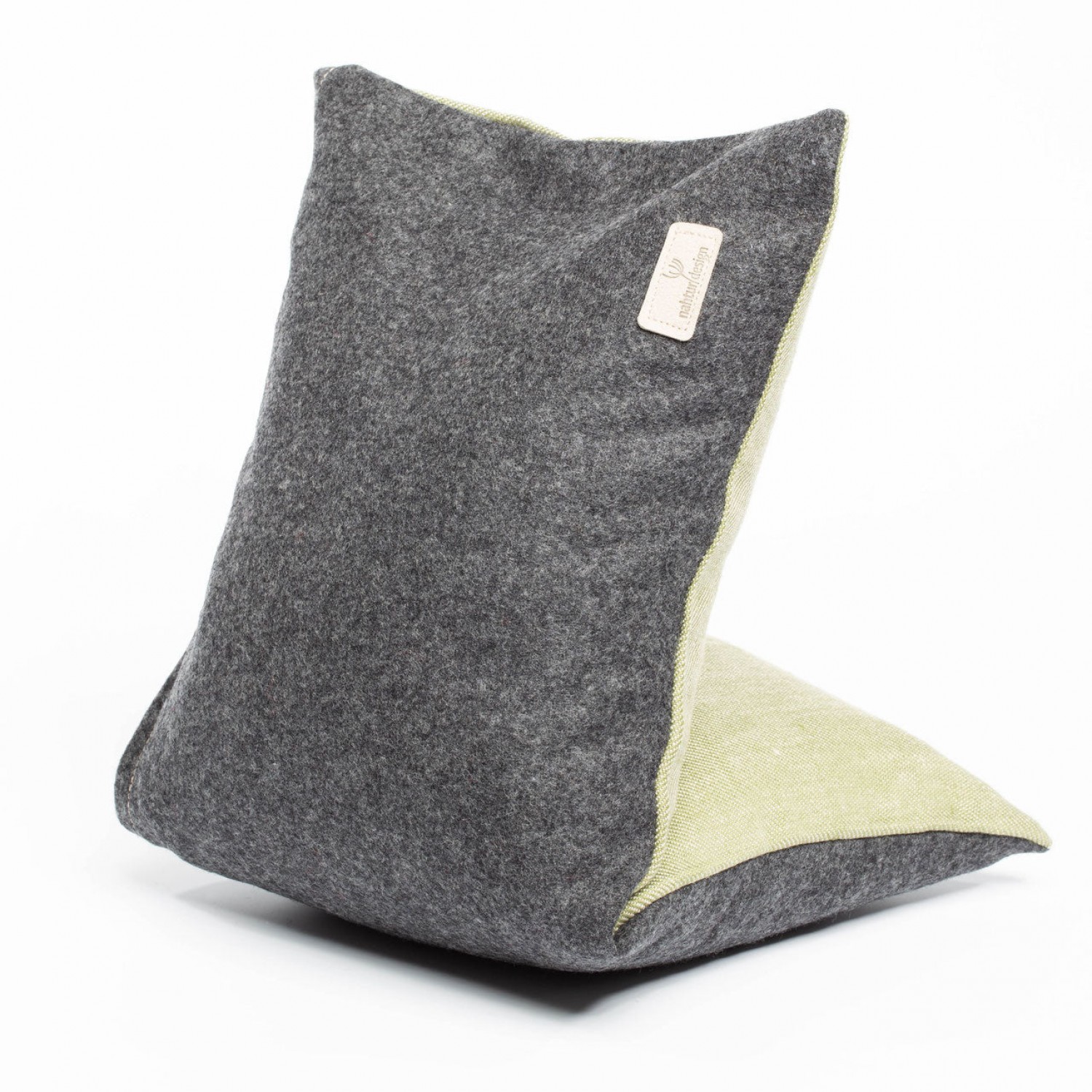 Reversible Organic Travel Pillow » nahtur-design
