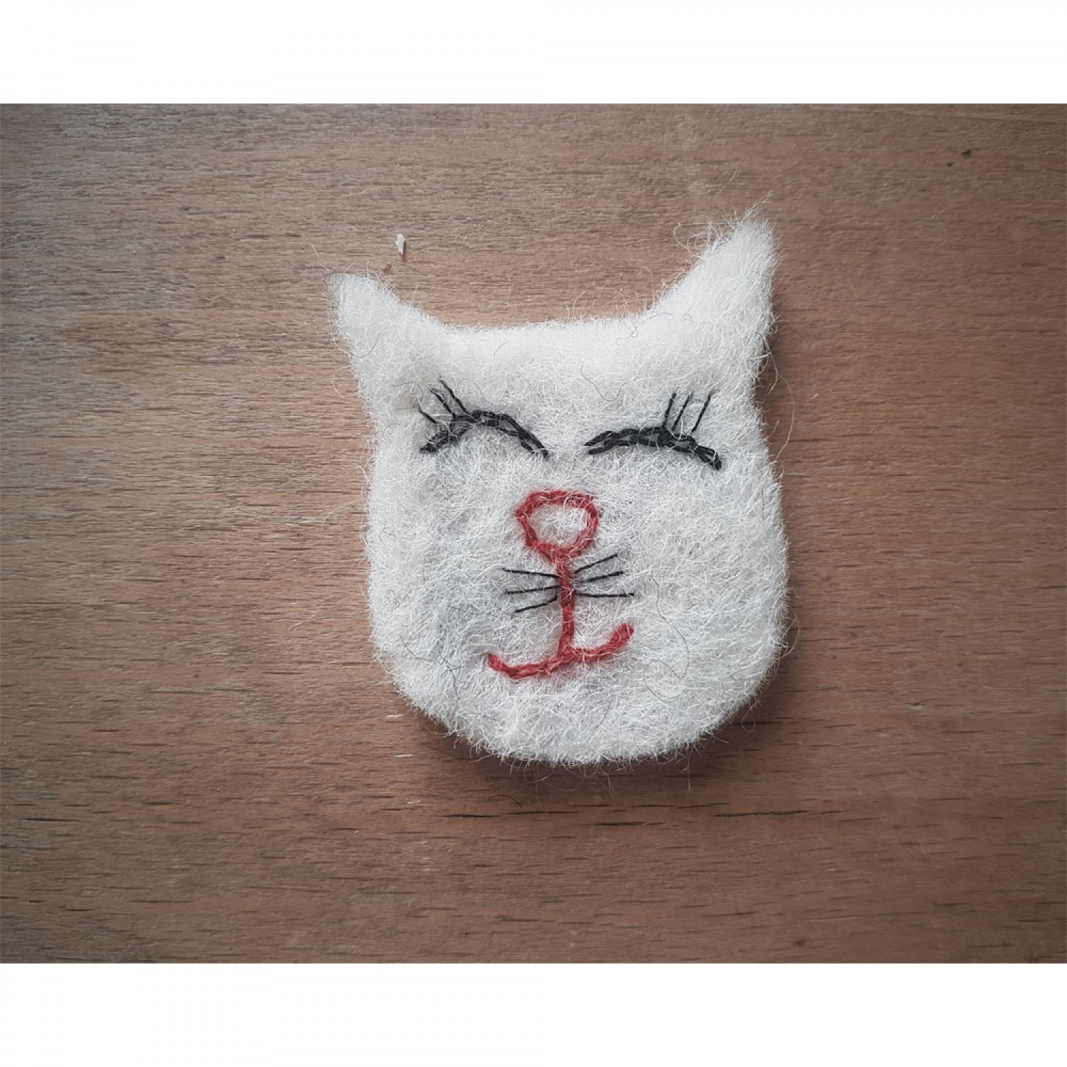 White Cat Sew on Patch Wool Felt | Ulalue