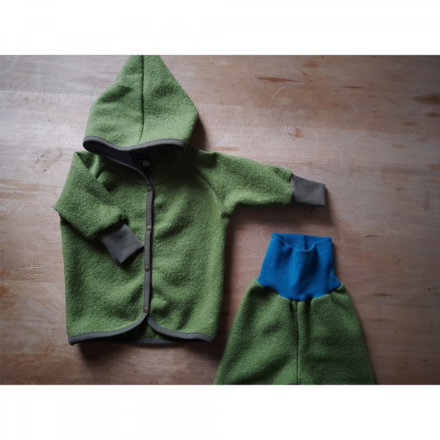 Green Organic Boiled Wool Baby Jacket with hood » Ulalue