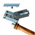 Reusable Wet Razor CLASSIC with olive wood handle & replaceable blade » D.O.M.