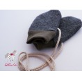 Eco Wool Broadcloth Baby Mittens anthracite, olive cuffs | Ulalue