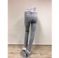 Straight-Cut Organic Women Jeans with stretch waistband