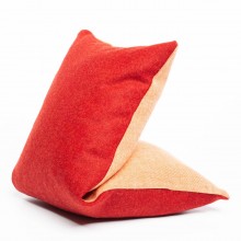 Reversible Organic Travel Pillow with Spelt Husks & Linen & Loden Cover – Red/Orange